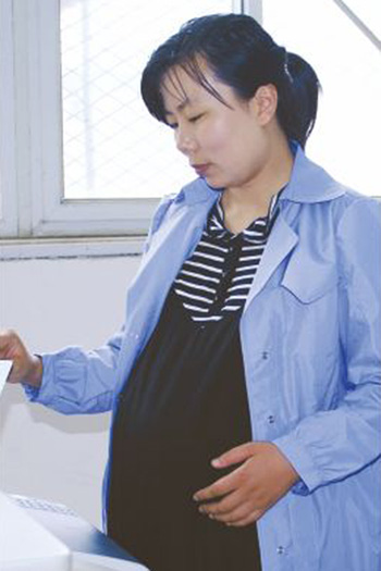 ����������и���